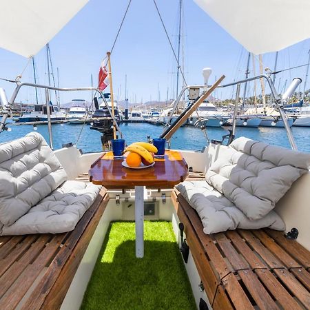 Seaside Chill-Out Stay On A Sail Yacht Puerto Calero Ngoại thất bức ảnh
