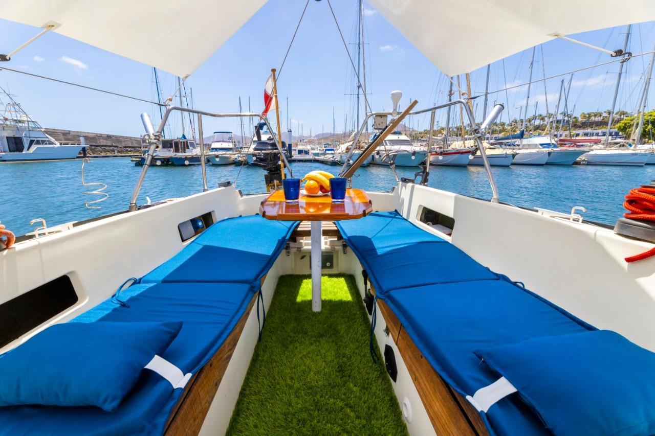 Seaside Chill-Out Stay On A Sail Yacht Puerto Calero Ngoại thất bức ảnh