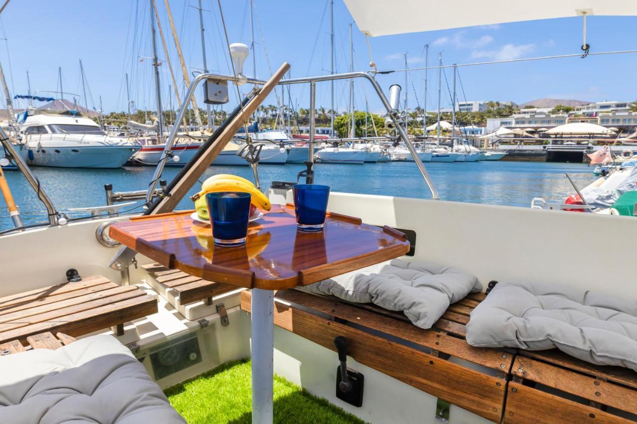 Seaside Chill-Out Stay On A Sail Yacht Puerto Calero Ngoại thất bức ảnh