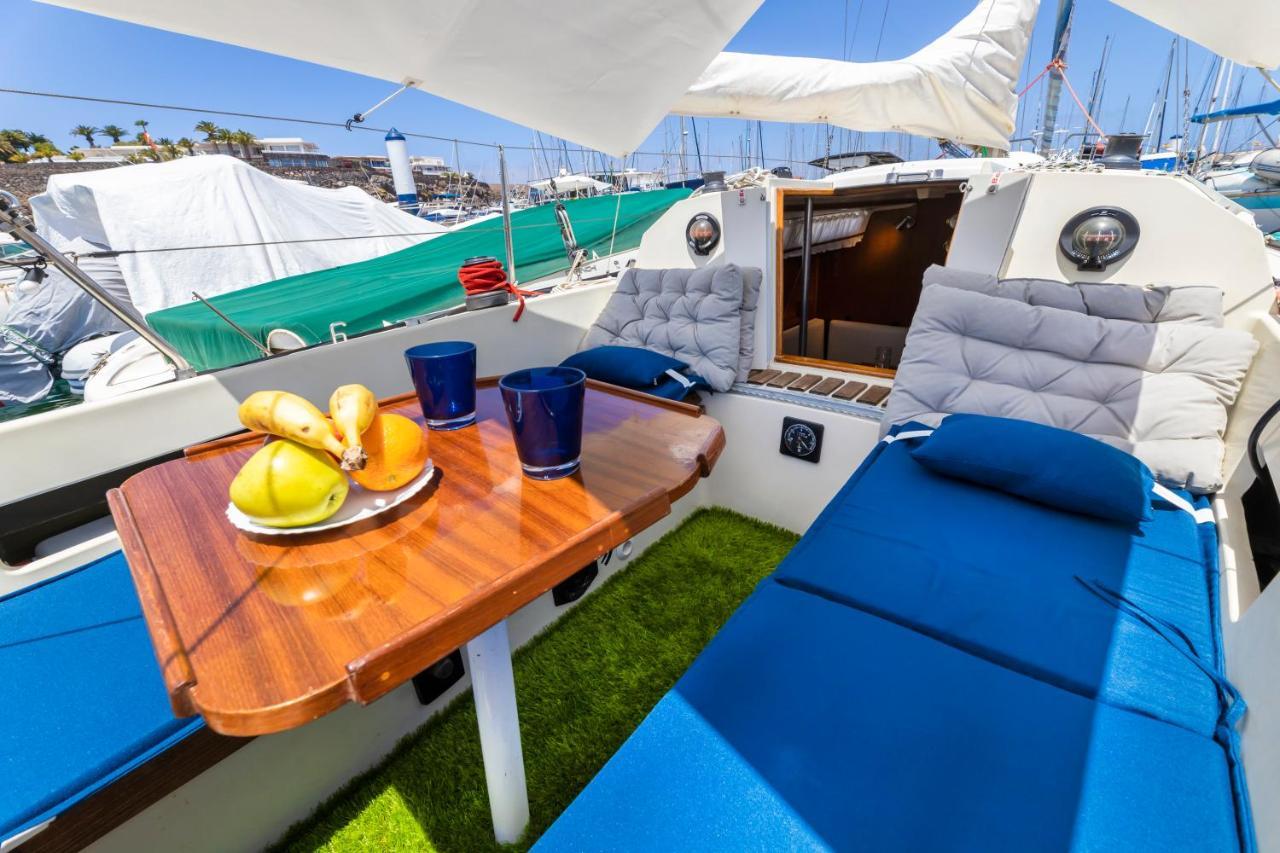 Seaside Chill-Out Stay On A Sail Yacht Puerto Calero Ngoại thất bức ảnh