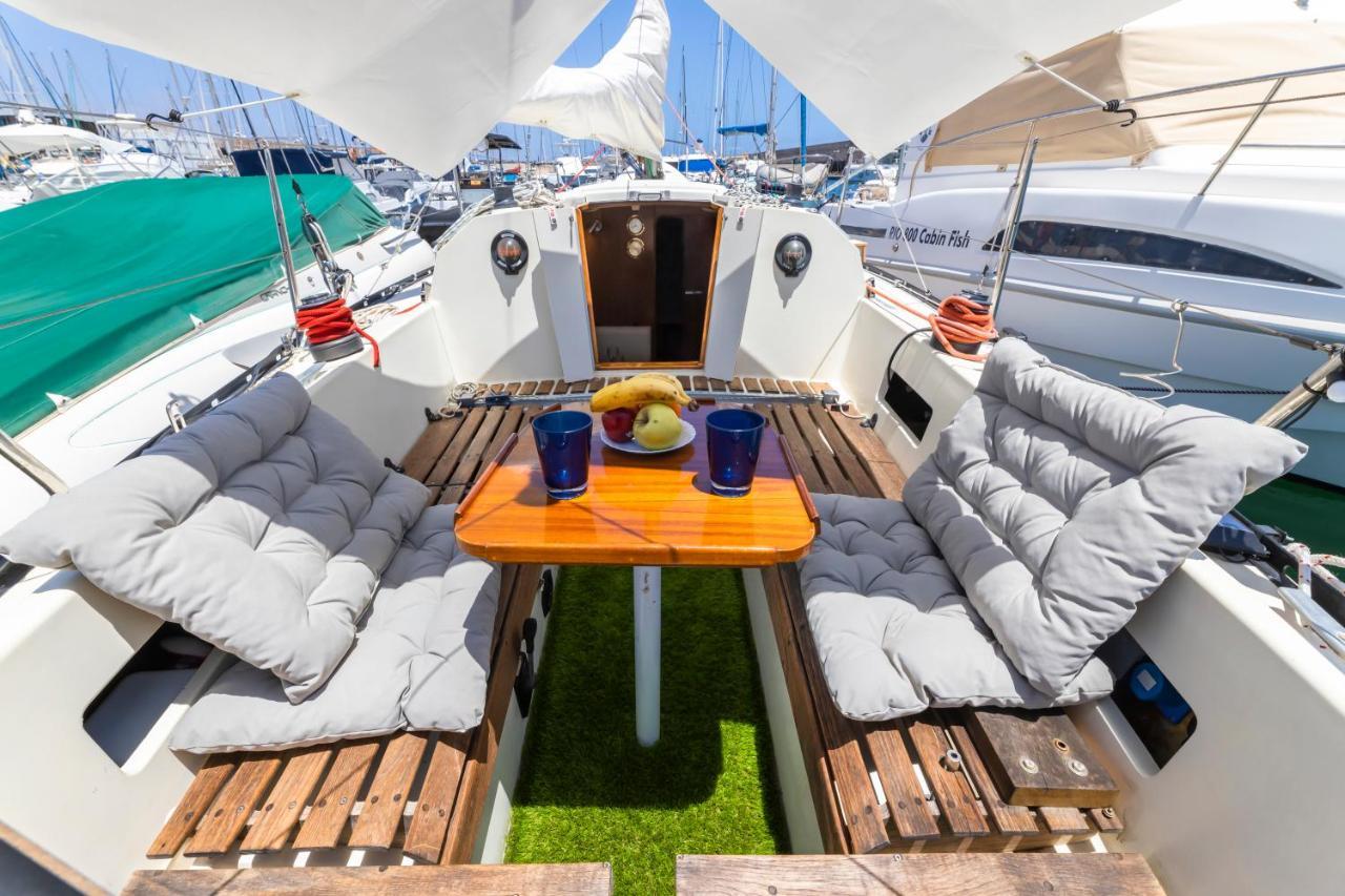 Seaside Chill-Out Stay On A Sail Yacht Puerto Calero Ngoại thất bức ảnh