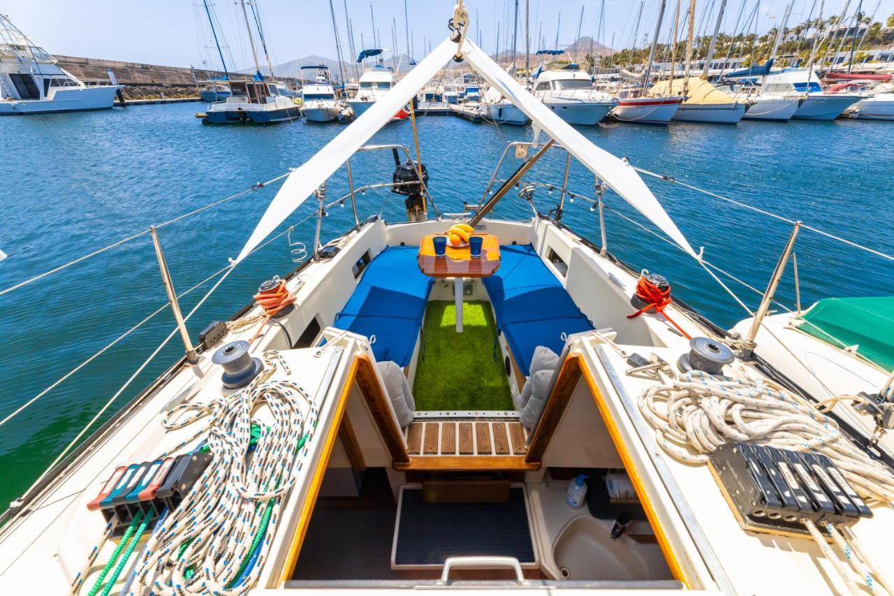 Seaside Chill-Out Stay On A Sail Yacht Puerto Calero Ngoại thất bức ảnh