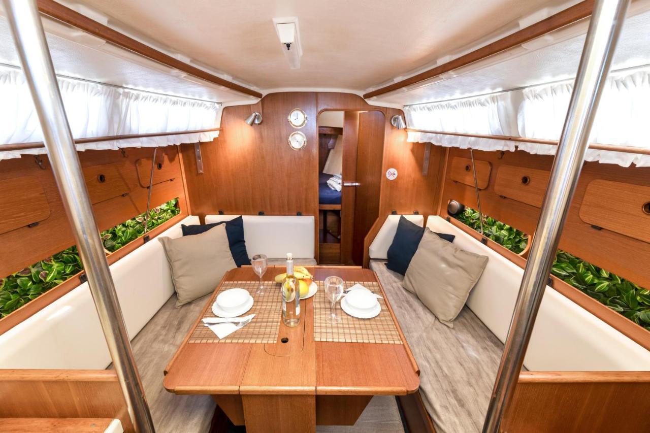 Seaside Chill-Out Stay On A Sail Yacht Puerto Calero Ngoại thất bức ảnh